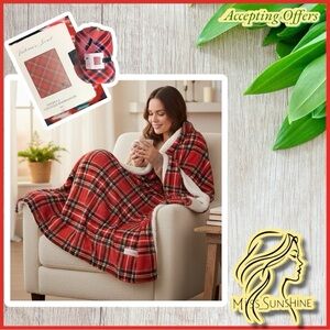 Victoria’s Secret NEW - Sherpa blanket 50 IN x 60 IN